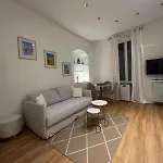 Maison Ferro * مينتون