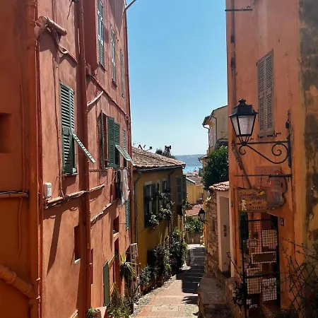 アパート Maison Ferro *